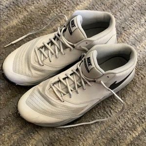 Nike Air Max Emergent Basketball Shoes